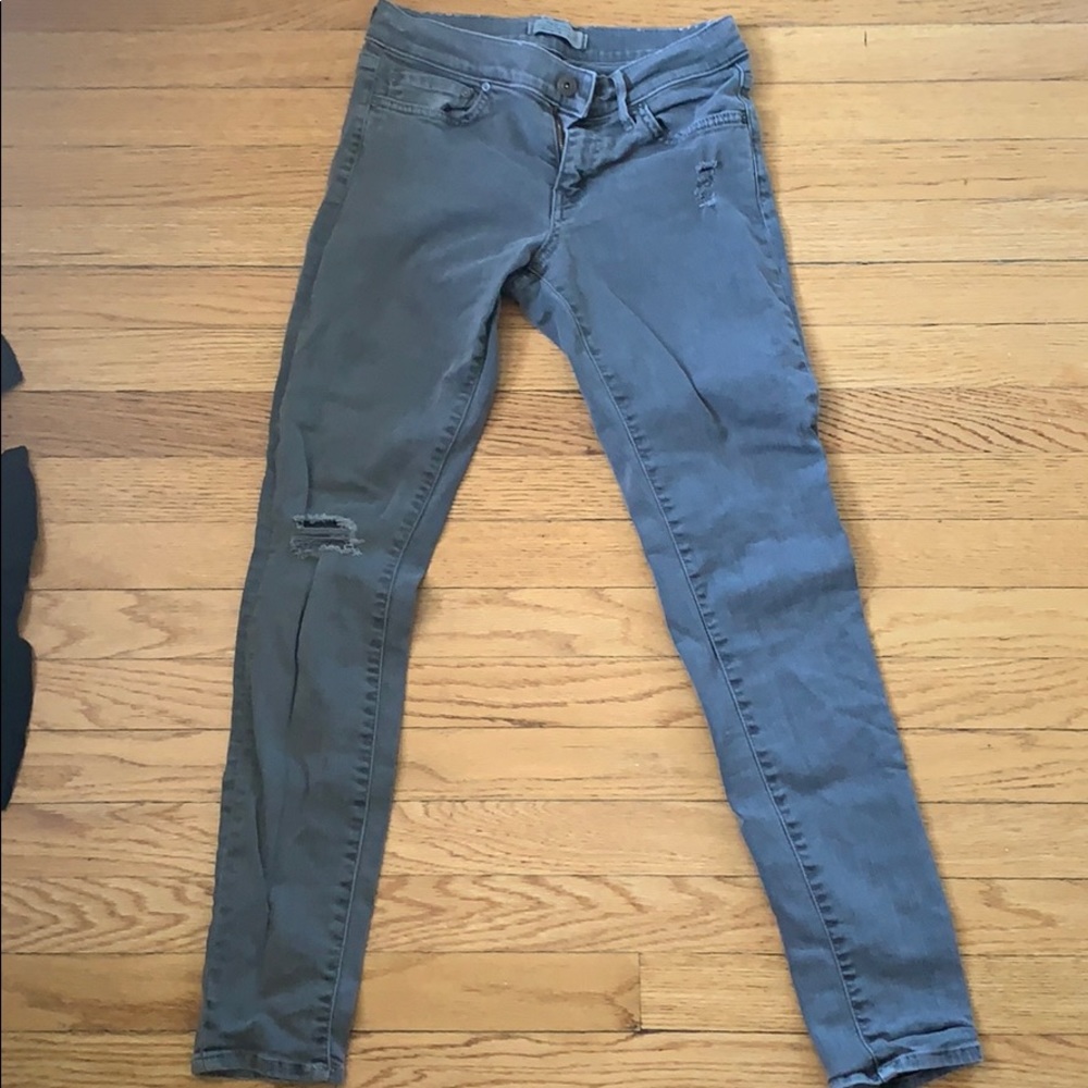Gray skinny jeans